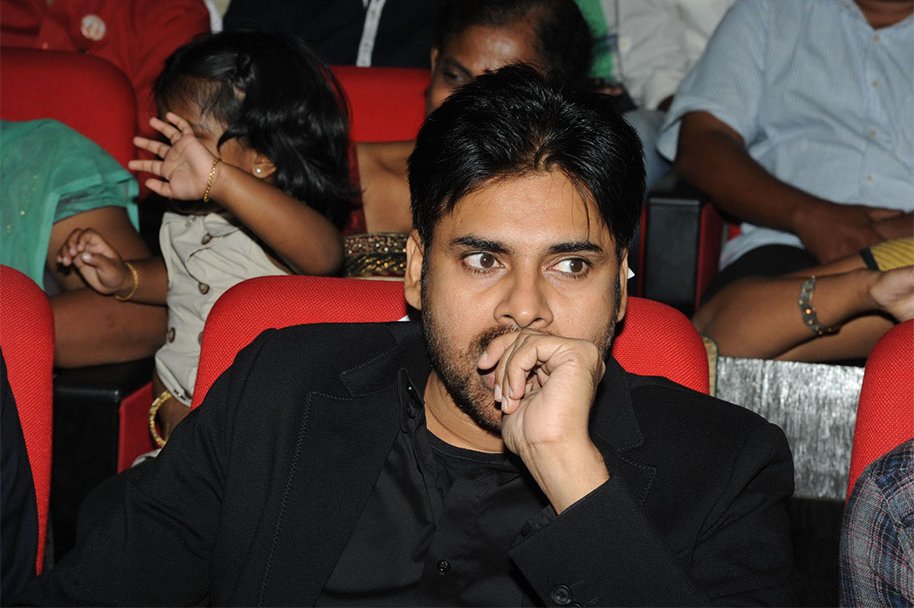 Attarintiki-Daredi-Thank-You-Meeting